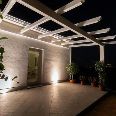Luca'S Rooms Valledoria  Exterior photo