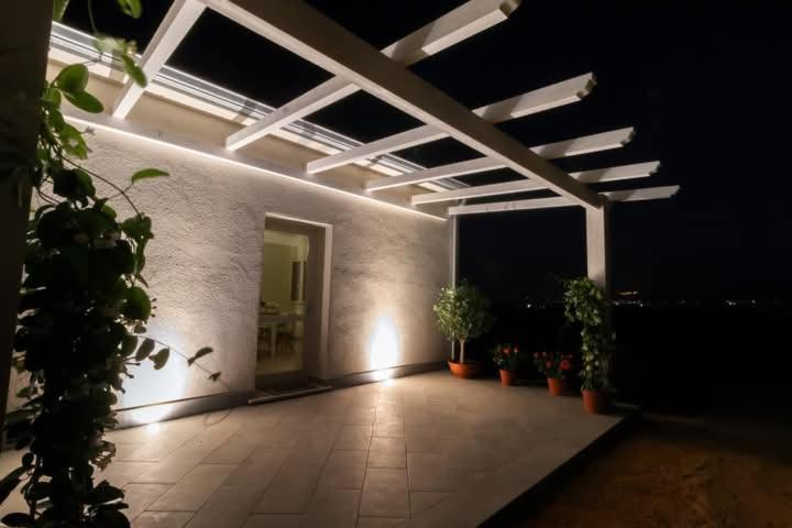 Luca'S Rooms Valledoria  Exterior photo